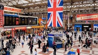 A Walk Through The London Victoria Station London England [upl. by Etteuqal]